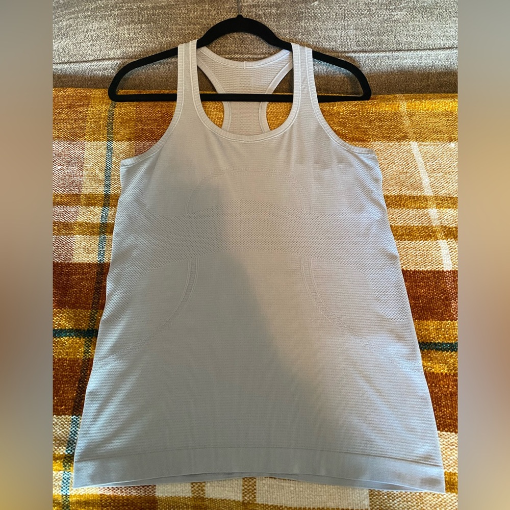 Lululemon tank top